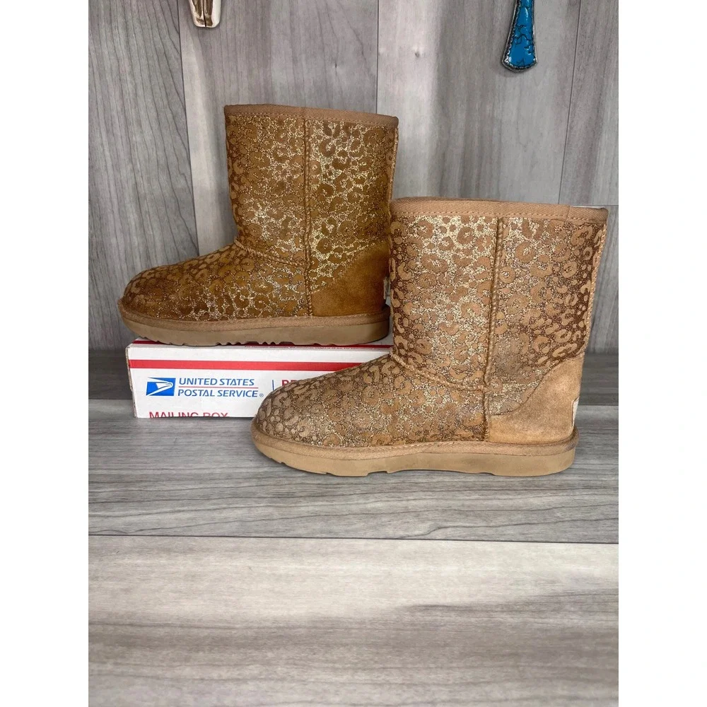 UGG Classic Short Boots Kids Size 3 Tan Gold Leopard Print Metallic Suede
